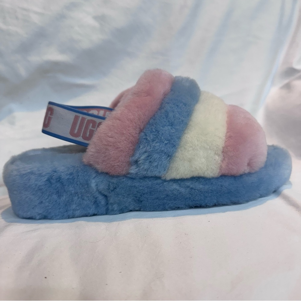 UGG Fluff Yeah Slide Pride Stripes Slippers 🏳️‍⚧️